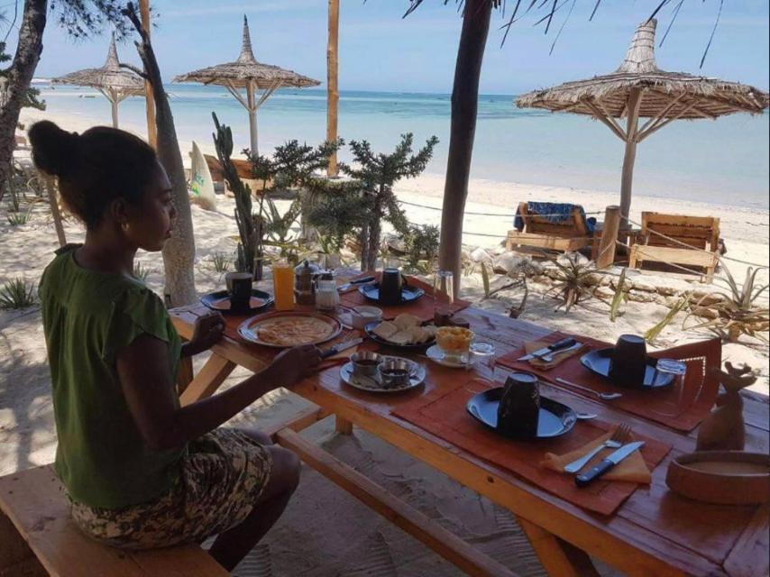 Mada Surf Ranch Hotel Anakao Buitenkant foto