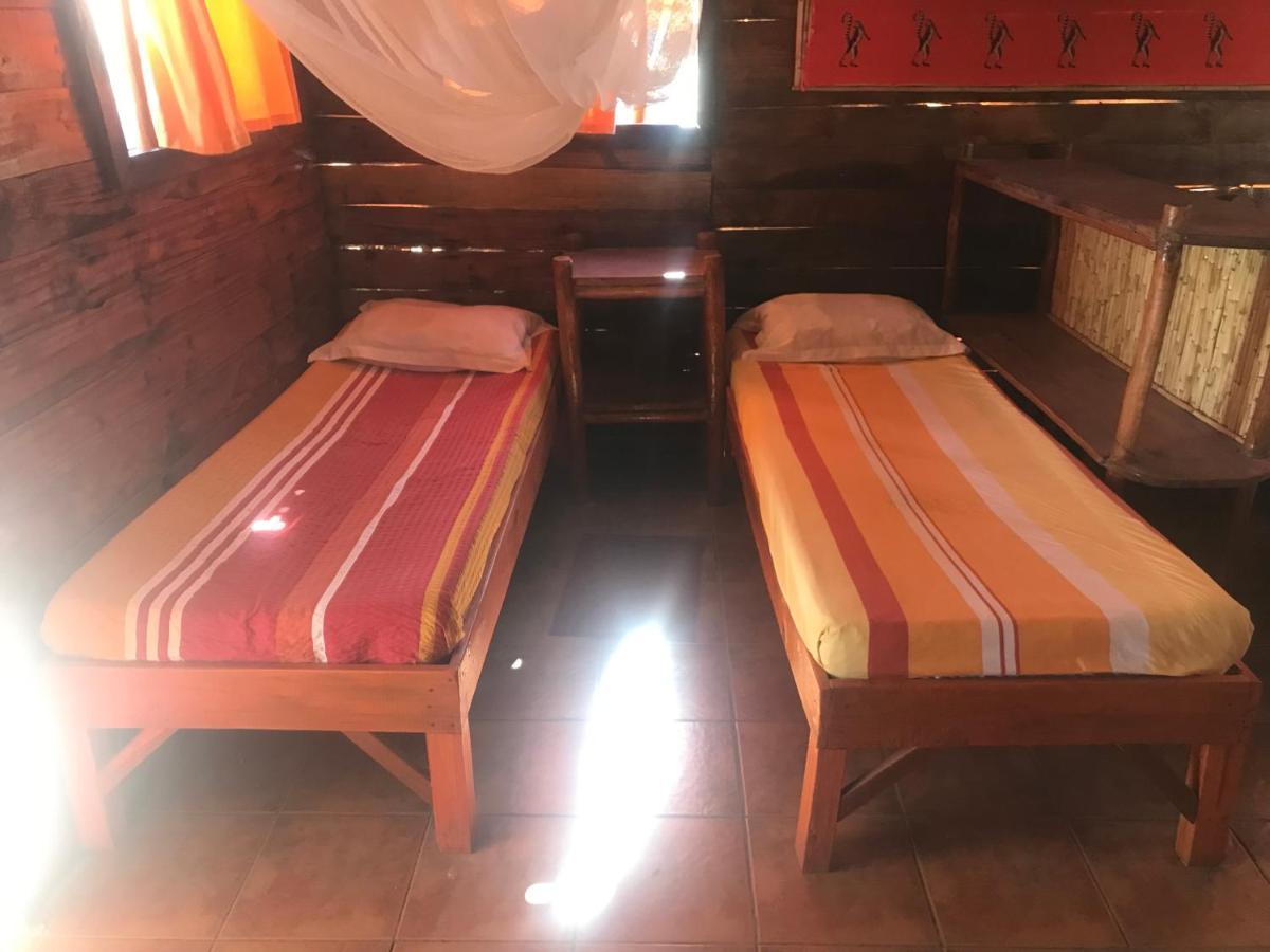 Mada Surf Ranch Hotel Anakao Buitenkant foto