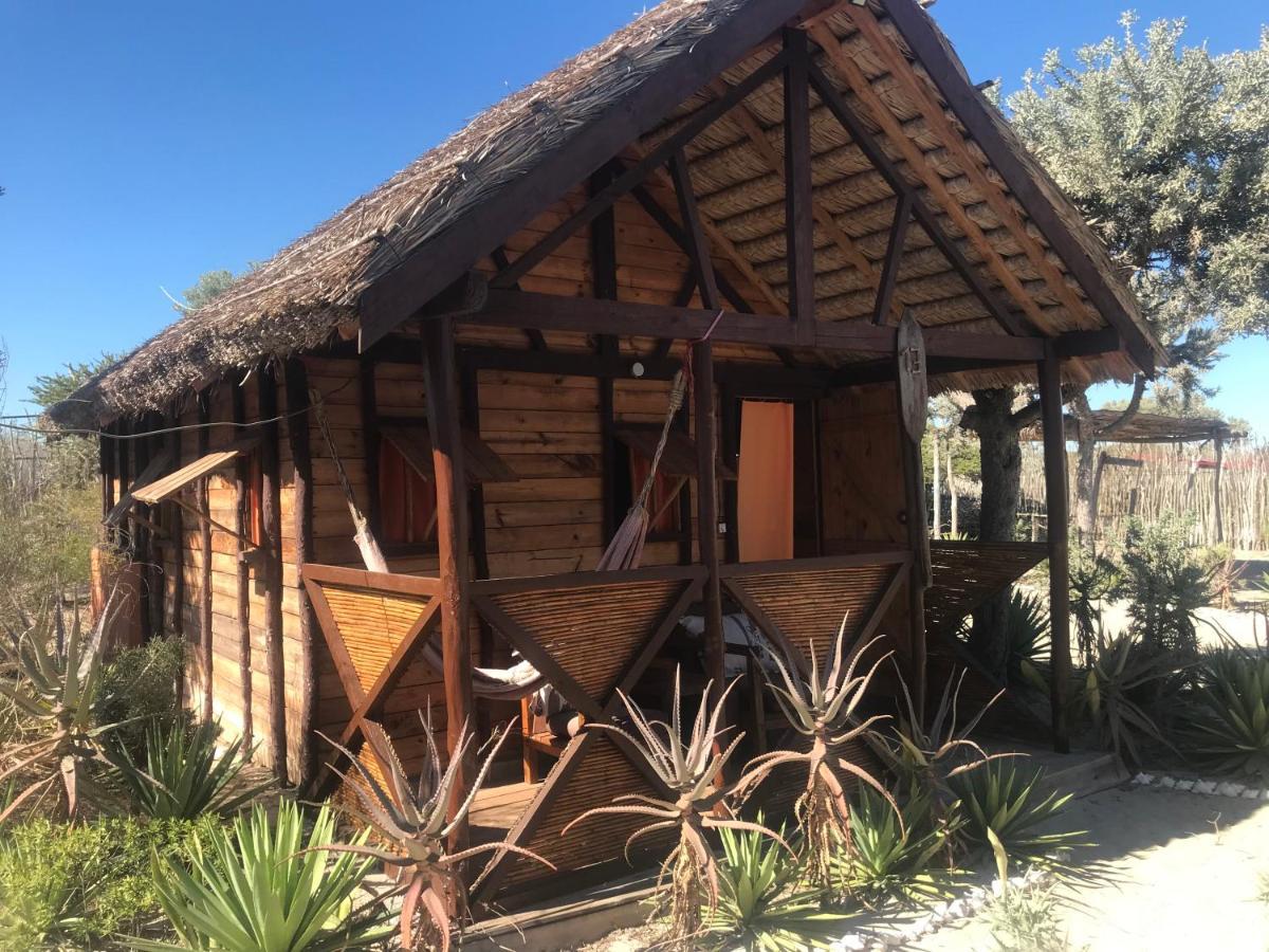Mada Surf Ranch Hotel Anakao Buitenkant foto