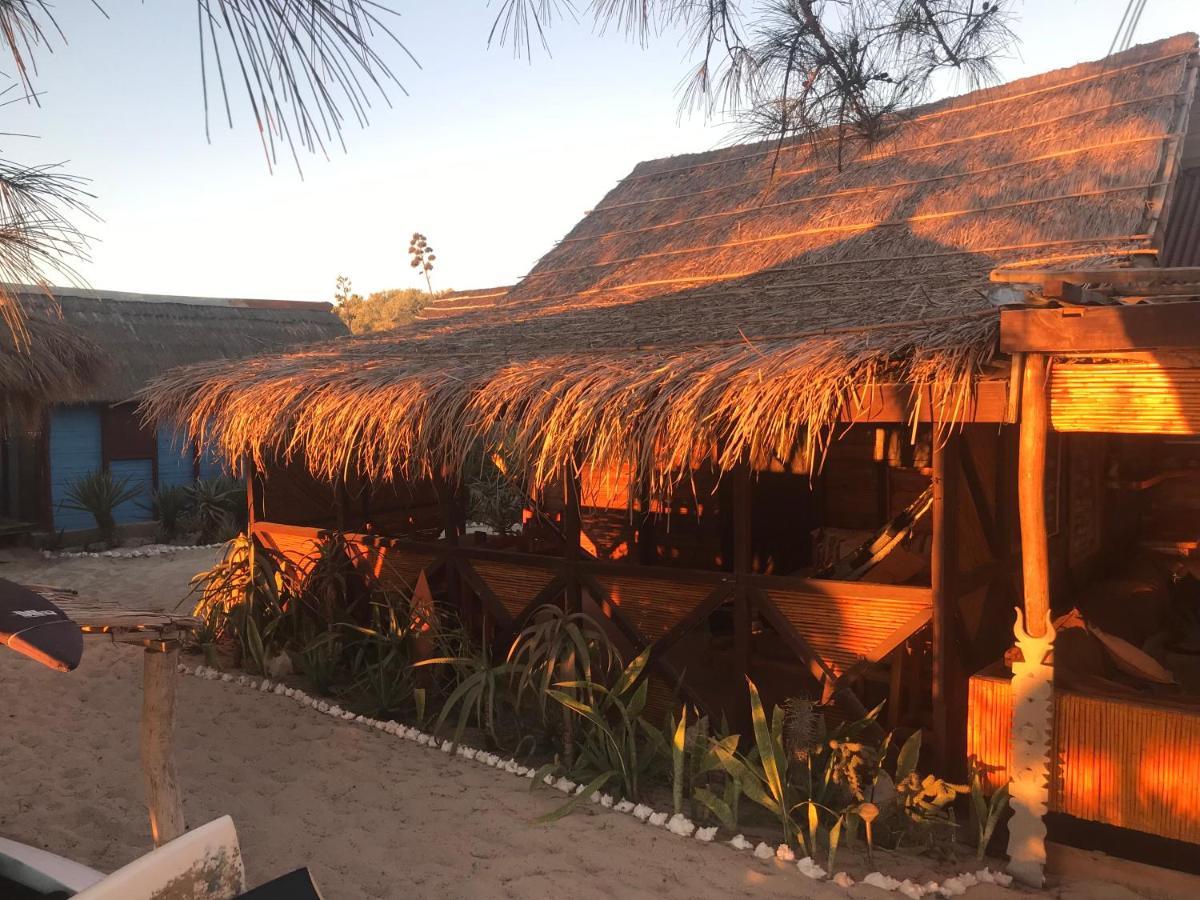 Mada Surf Ranch Hotel Anakao Buitenkant foto
