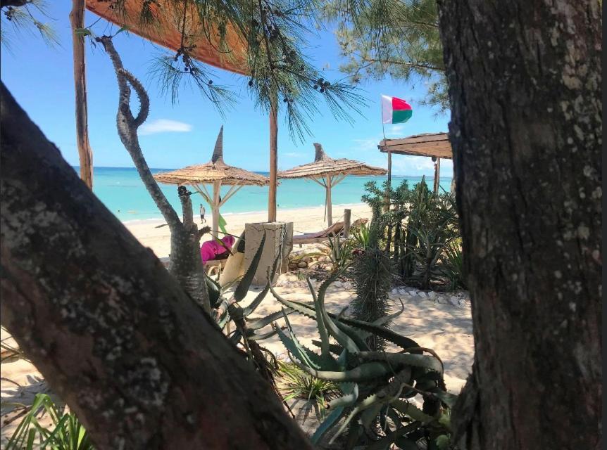 Mada Surf Ranch Hotel Anakao Buitenkant foto